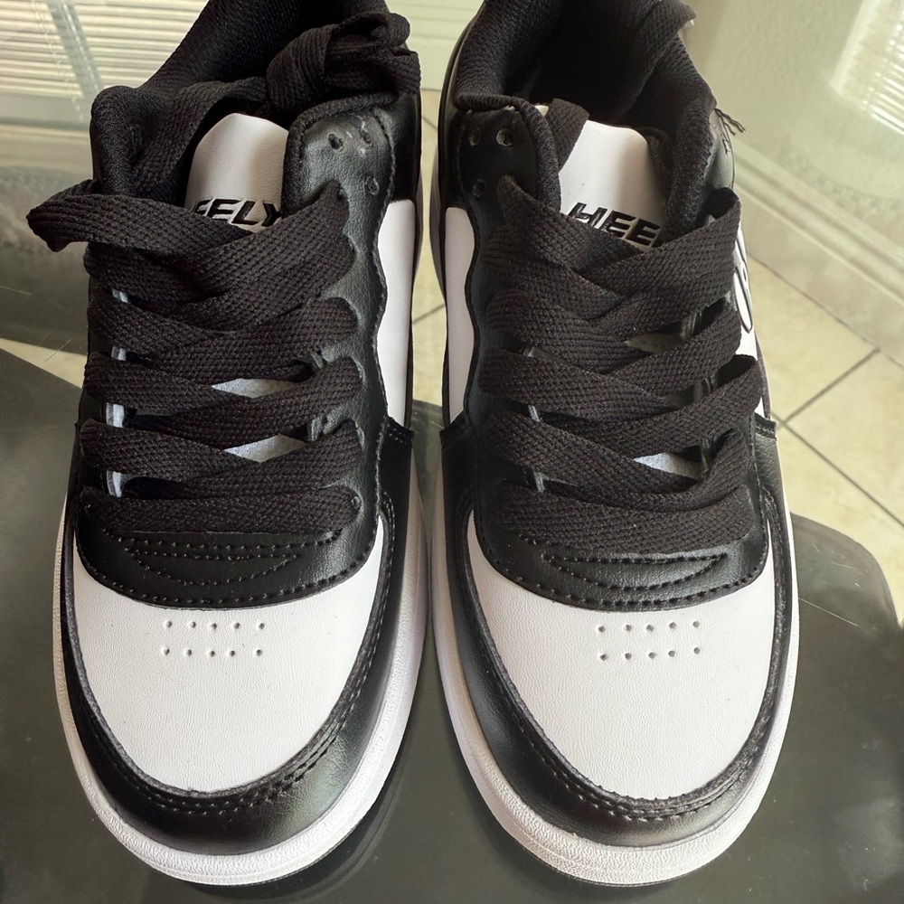 Brand new! Boys heelys wheeled shoes